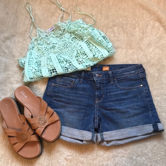 Anthropologie Pants - PILCRO AND THE LETTERPRESS Fit/Stet Shorts